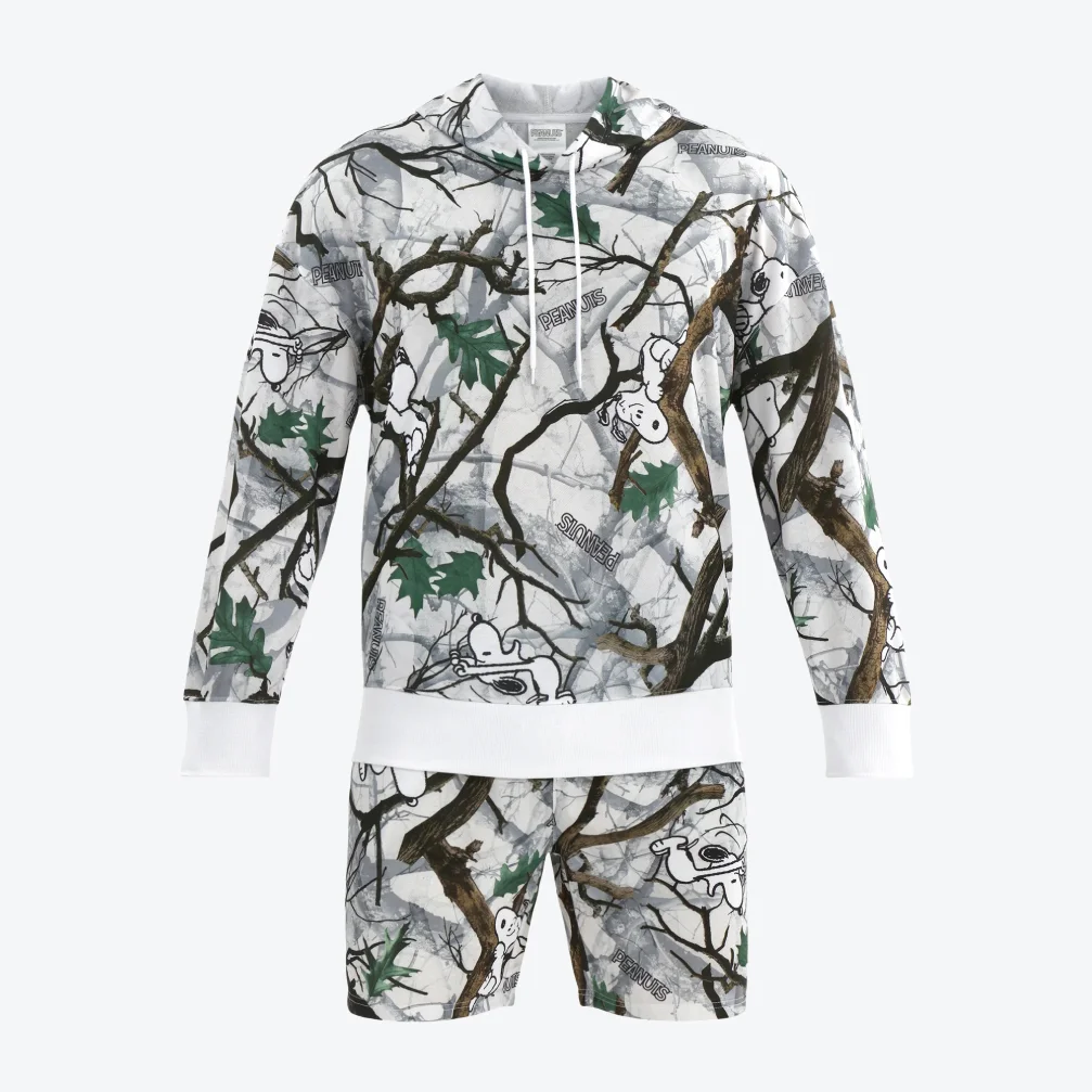 Peanuts Men's and Big Men's Snoopy in Camo Graphic Fleece Hoodie Sweatshirt